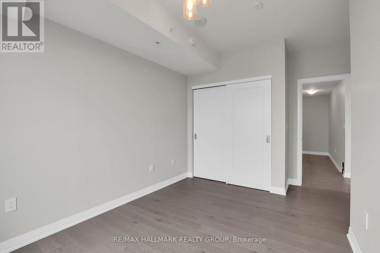 29615979/1904-805-carling-avenue/west-centre-town/ottawa/ontario/K1Z7L1_31