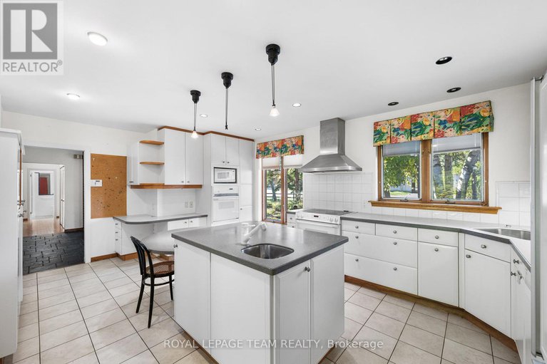 28977224/1495-prince-of-wales-drive/mooneys-bay/ottawa/ontario/K2C1N8_9