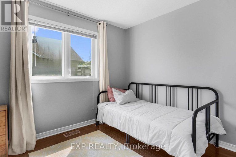 28579919/114-echowoods-avenue/stittsville-north/ottawa/ontario/K2S2E7_17