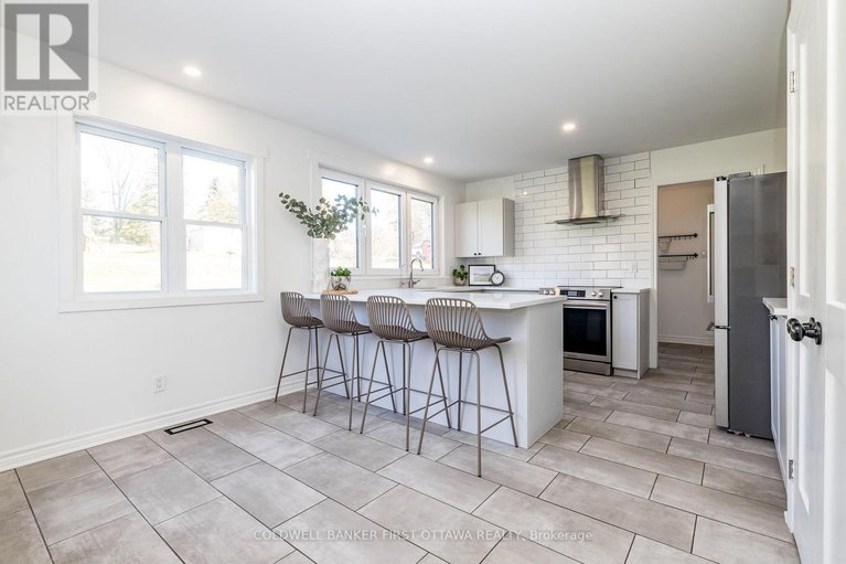 29050103/100-manion-heights-crescent/huntley-ward-south-west/ottawa/ontario/K0A1L0_11