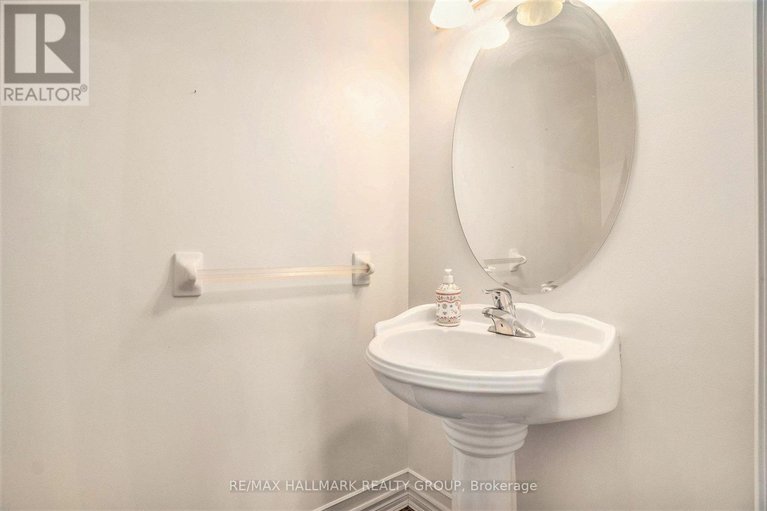 28365245/49-de-la-rive-promenade/embrun/russell/ontario/K0A1W0_17