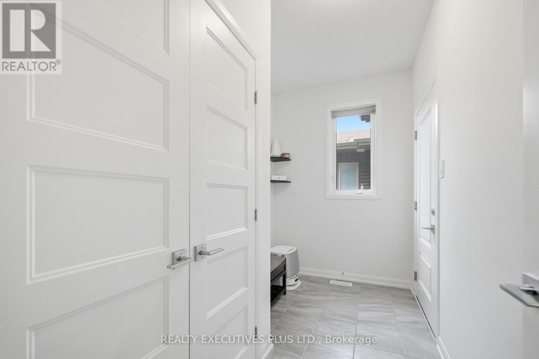 29673656/429-sterling-avenue/clarencerockland-twp/clarence-rockland/ontario/K4K0M5_13