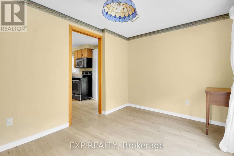 28592980/182-robertson-drive/lanark-highlands-lanark-village/lanark-highlands/ontario/K0G1K0_11