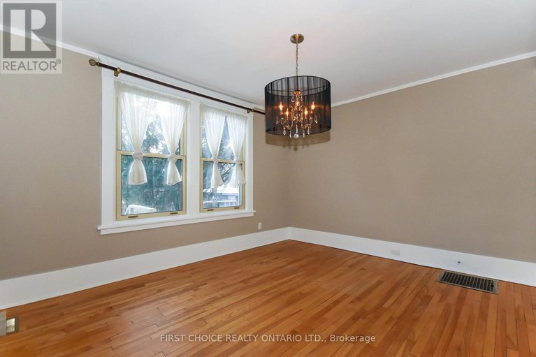 29184407/142-broadway-avenue/glebe/ottawa/ontario/K1S2V8_13