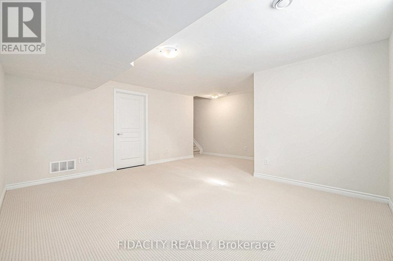 28807972/219a-shinny-avenue/emerald-meadowstrailwest/ottawa/ontario/K2V0E9_24