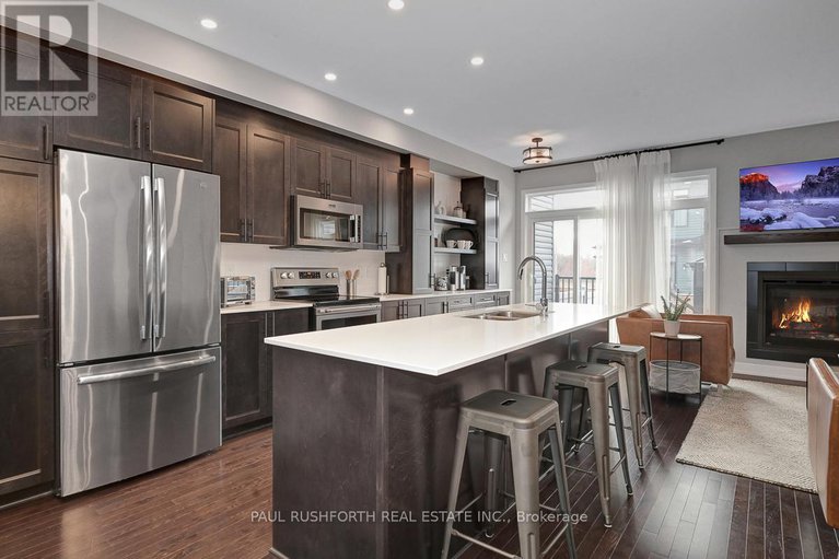 29138542/333-joshua-street/mer-bleuebradley-estatesanderson-park/ottawa/ontario/K1W0N7_11