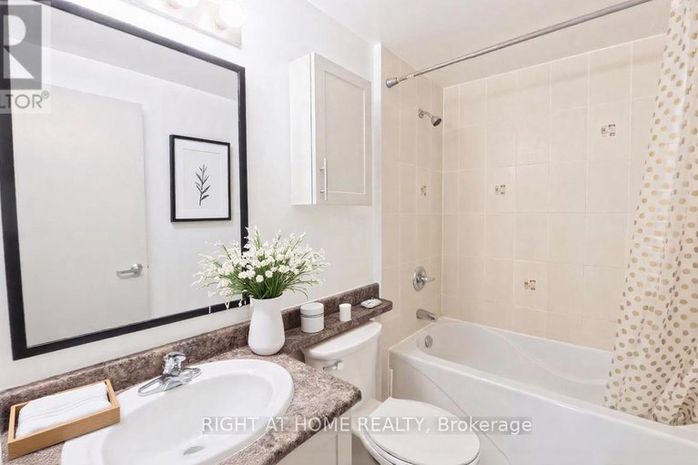 29185277/1901-234-rideau-street/sandy-hill/ottawa/ontario/K1N0A9_21