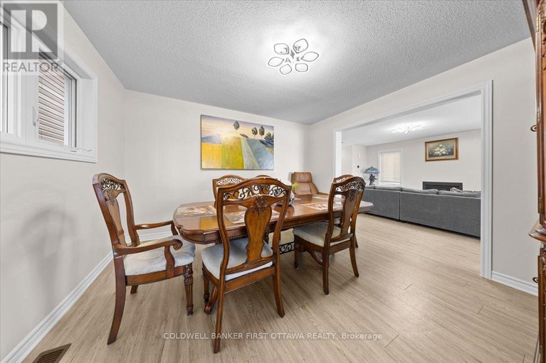 29656055/355-sweetclover-way/avalon-west/ottawa/ontario/K4A1E6_10