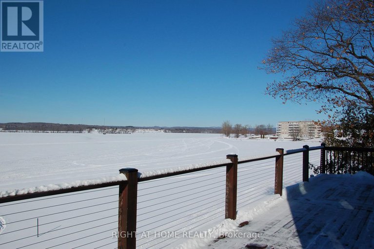 28464176/2120-du-chateau-avenue/town-of-rockland/clarence-rockland/ontario/K4K1J3_2