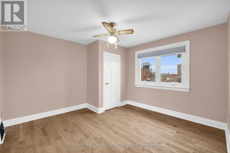 29461993/162-loretta-avenue-n/hintonburg/ottawa/ontario/K1Y2J8_19