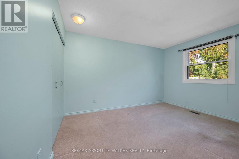 29022818/773-eastvale-drive/beacon-hill-north/ottawa/ontario/K1J6Z9_21