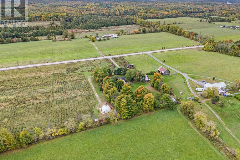 28582793/2030-burnstown-road/mcnabbraeside-twps/mcnabbraeside/ontario/K7V3Z4_43