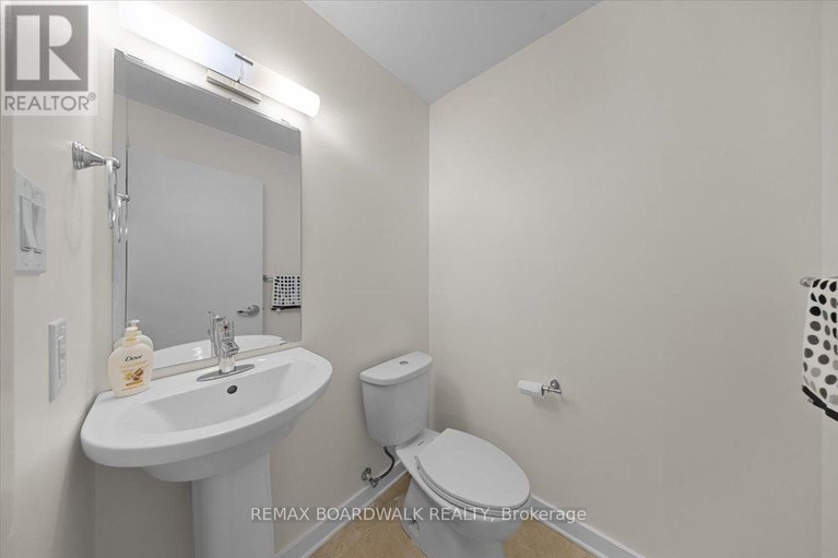 29684345/506-310-centrum-boulevard/bilberry-creekqueenswood-heights/ottawa/ontario/K1E0A3_21