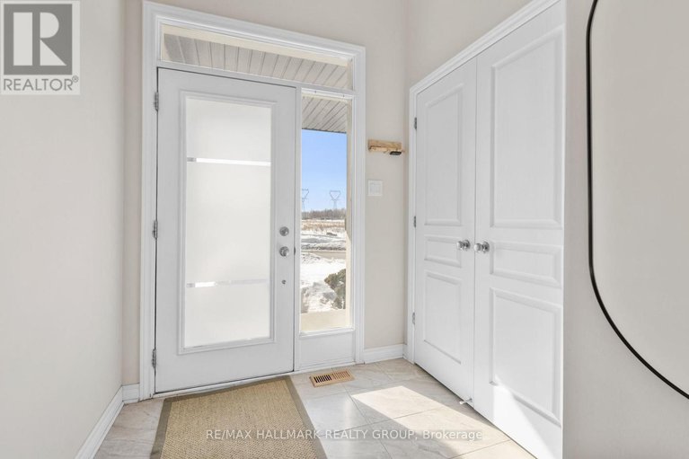 29403447/335-livery-street/emerald-meadowstrailwest/ottawa/ontario/K2V0B4_4