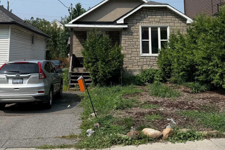28710458/22-holland-avenue/ottawa-west/ottawa/ontario/K1Y0X4_1