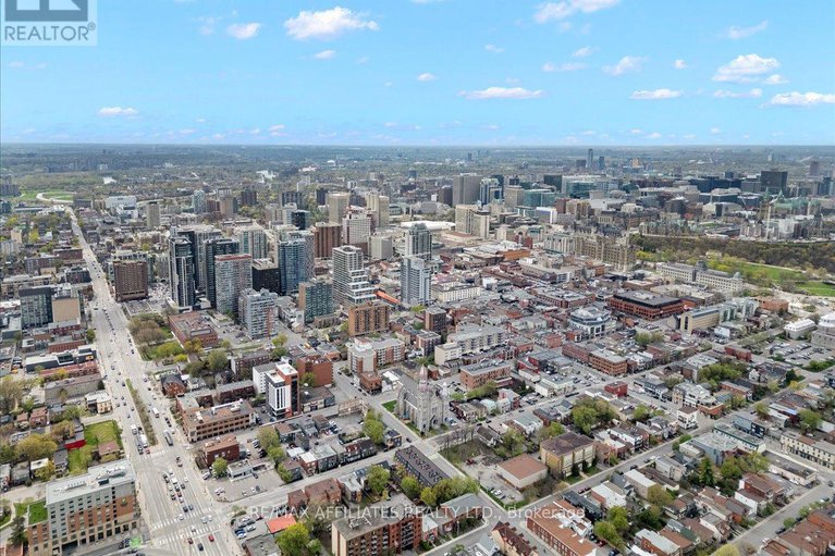 28898418/168-174-murray-street/lower-townbyward-market/ottawa/ontario/K1N5M8_18