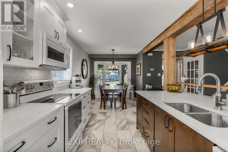 29412976/1601-bottriell-way/fallingbrookpineridge/ottawa/ontario/K4A1W5_15