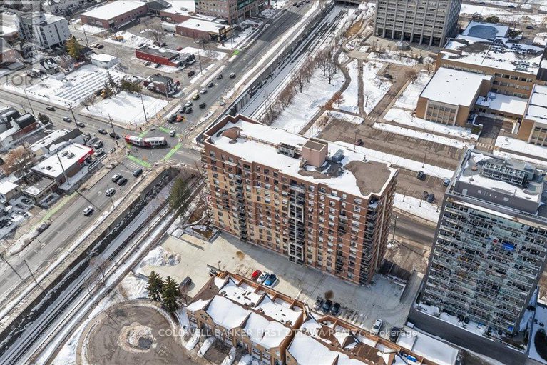 29430525/1403-215-parkdale-avenue/mechanicsville/ottawa/ontario/K1Y4T8_45