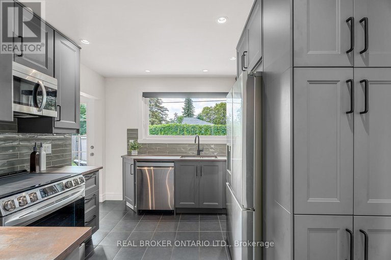 28629016/752-smyth-road/elmvale-acres/ottawa/ontario/K1G1P1_24