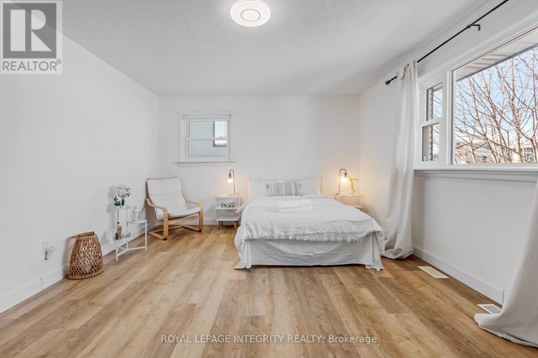 29460496/22-rossland-avenue/meadowlandsst-claire-gardens/ottawa/ontario/K2G2K4_40