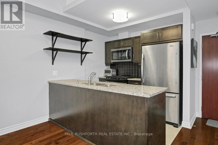 28926070/214-575-byron-avenue/mckellarhighland/ottawa/ontario/K2A1R7_7