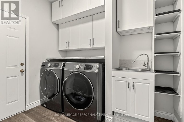 29572536/1820-mccallum-drive/fallingbrookgardenway-south/ottawa/ontario/K4A3T7_21