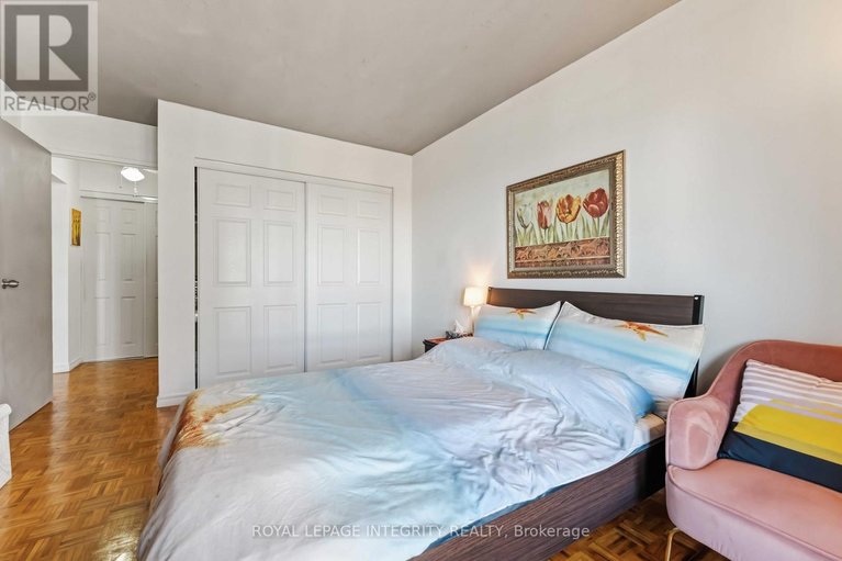 29650529/1506-158-b-mcarthur-avenue/vanier/ottawa/ontario/K1L8C9_21