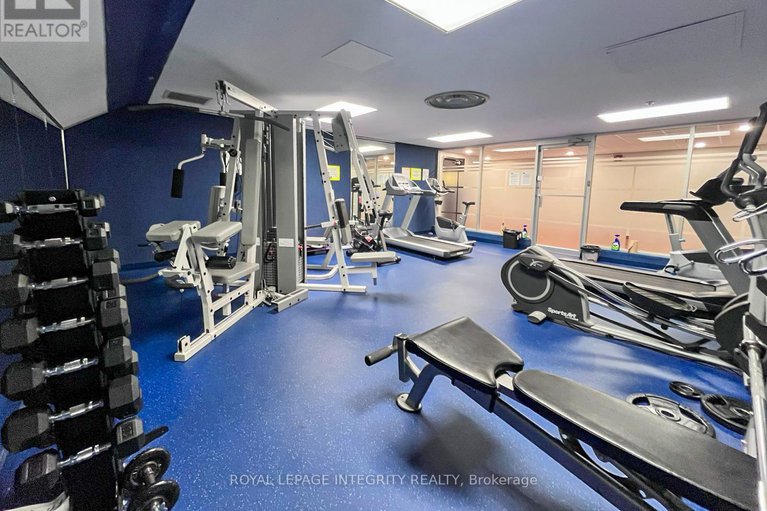 29173938/1008-555-brittany-drive/viscount-alexander-park/ottawa/ontario/K1K4C5_33