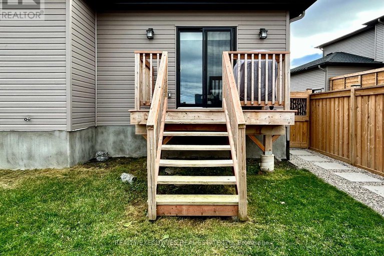 29393004/460-arora-crescent-s/winchester/north-dundas/ontario/K0C2K0_35