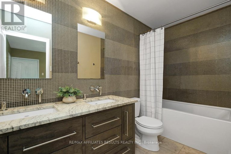 28809454/5-tiffany-crescent/beaverbrook/ottawa/ontario/K2K1W1_23