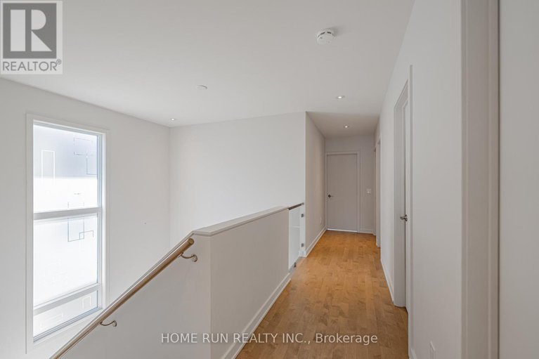 29069528/899-ralph-hennessy-avenue/riverside-southgloucester-glen/ottawa/ontario/K1X0B1_27