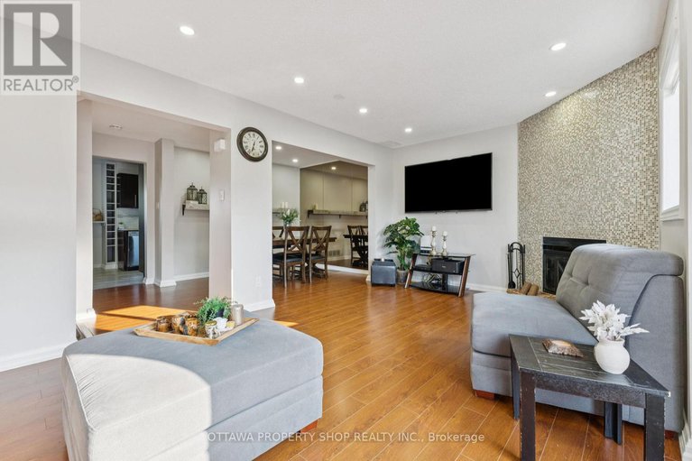 28617520/1575-thurlow-street/fallingbrookridgemount/ottawa/ontario/K4A2K6_7