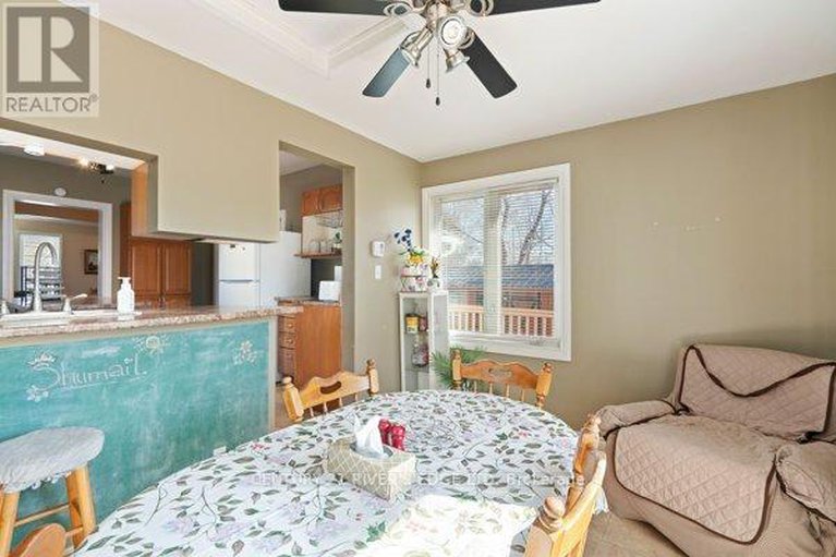 28953376/453-may-street/winchester/north-dundas/ontario/K0C2K0_15