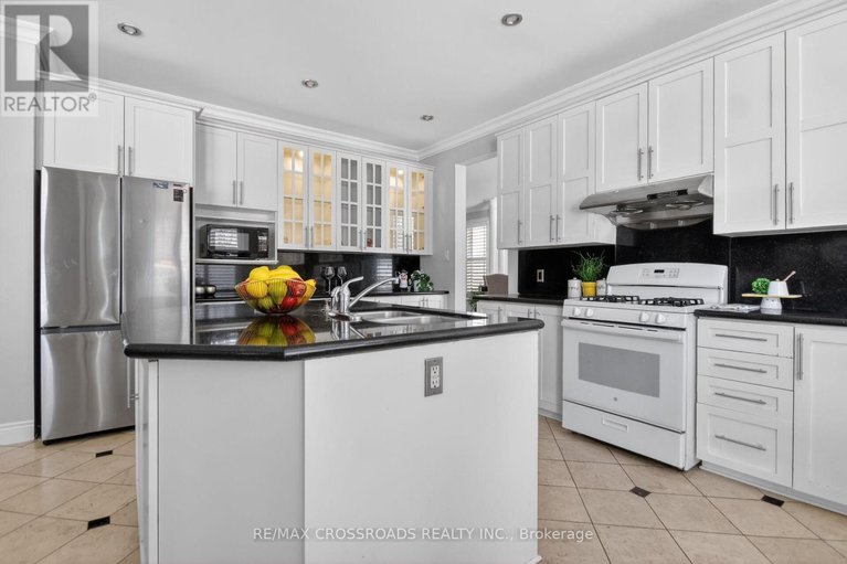 29588901/10-tierney-drive/longfields/ottawa/ontario/K2J4W2_21