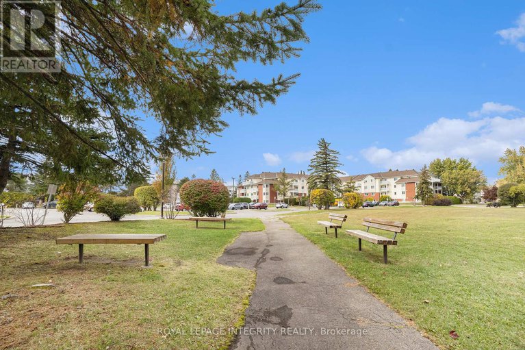 29062660/210-270-lorry-greenberg-drive-s/hunt-club-parkgreenboro/ottawa/ontario/K1T3K2_17