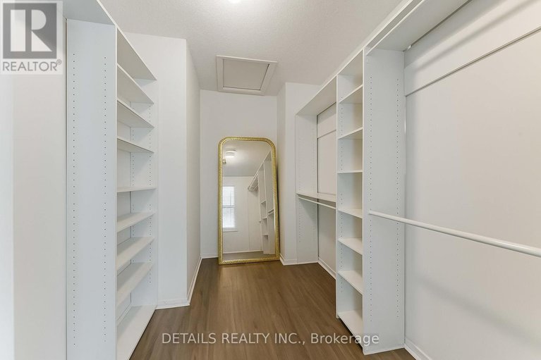 28770609/70-43-stokes-crescent/glencairnhazeldean/ottawa/ontario/K2L2Z5_16