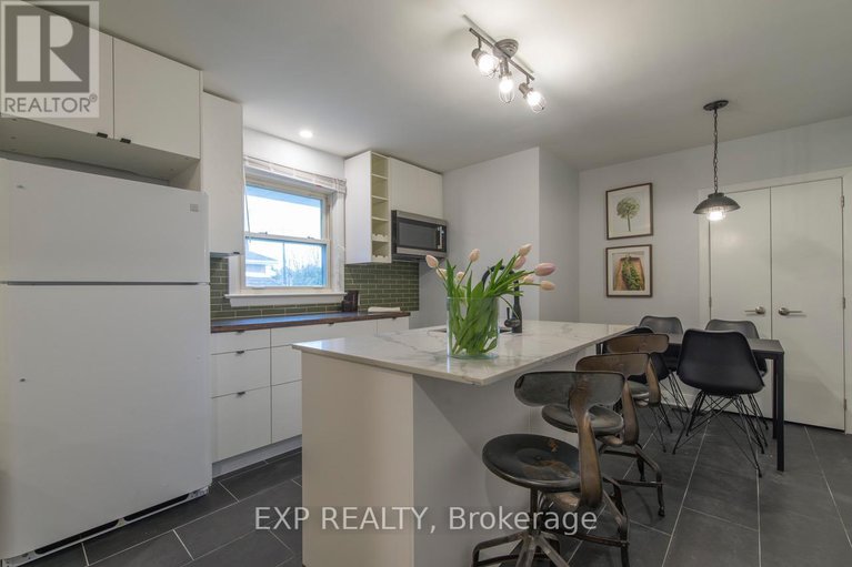 28873787/150-meadowlands-drive-w/meadowlandscrestview/ottawa/ontario/K2G2S5_12