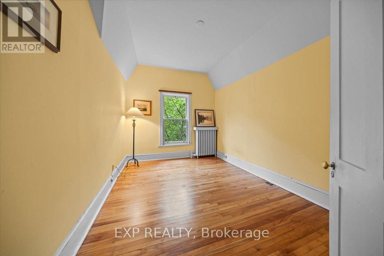 28588521/107-stanley-avenue/new-edinburgh/ottawa/ontario/K1M1N8_36