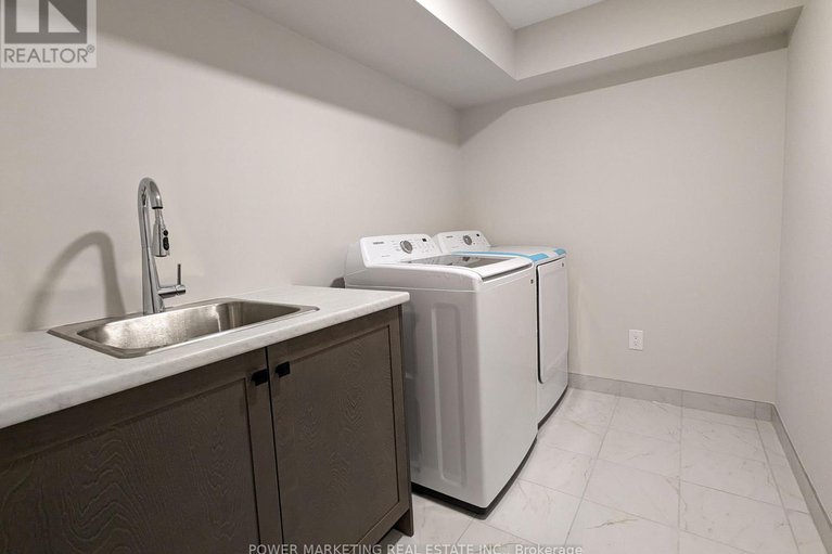 28308591/346-falsetto-street/mer-bleuebradley-estatesanderson-park/ottawa/ontario/K1W0S6_28
