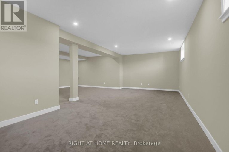 28548075/935-embankment-street/stittsville-south/ottawa/ontario/K2S2P7_17