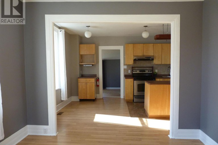 29040852/468-gladstone-street-n/winchester/north-dundas/ontario/K0C2K0_22