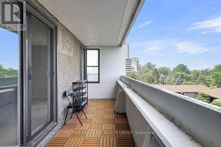 28608351/410-1081-ambleside-drive/woodroffe/ottawa/ontario/K2B8C8_29