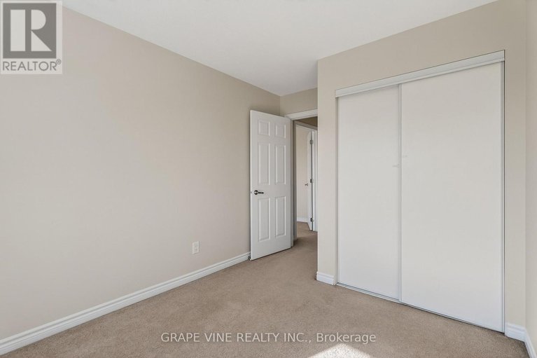 29419636/330-sweet-grass-circle/half-moon-bay/ottawa/ontario/K2J5W9_28