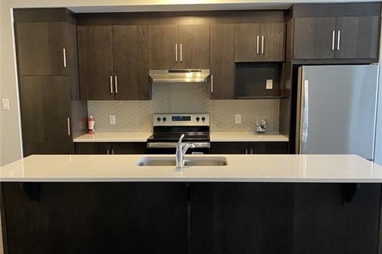 29603330/487-cope-drive/emerald-meadowstrailwest/ottawa/ontario/K2S1B6_2