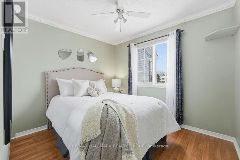 29250836/1165-falconcrest-court/chatelaine-village/ottawa/ontario/K4A3Z4_22