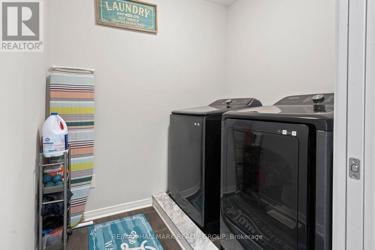 29455064/618-via-campanale-avenue/longfields/ottawa/ontario/K2J4A2_56