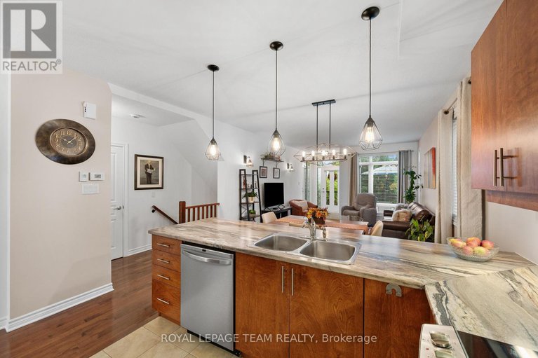 28917832/117-51-poplin-street/riverside-southgloucester-glen/ottawa/ontario/K4M0G7_18