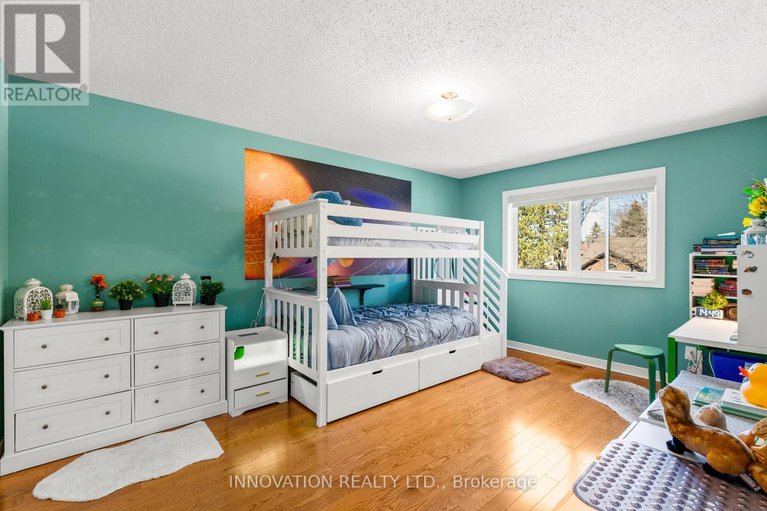 29676438/32-marble-arch-crescent/centrepointe/ottawa/ontario/K2G5S3_29