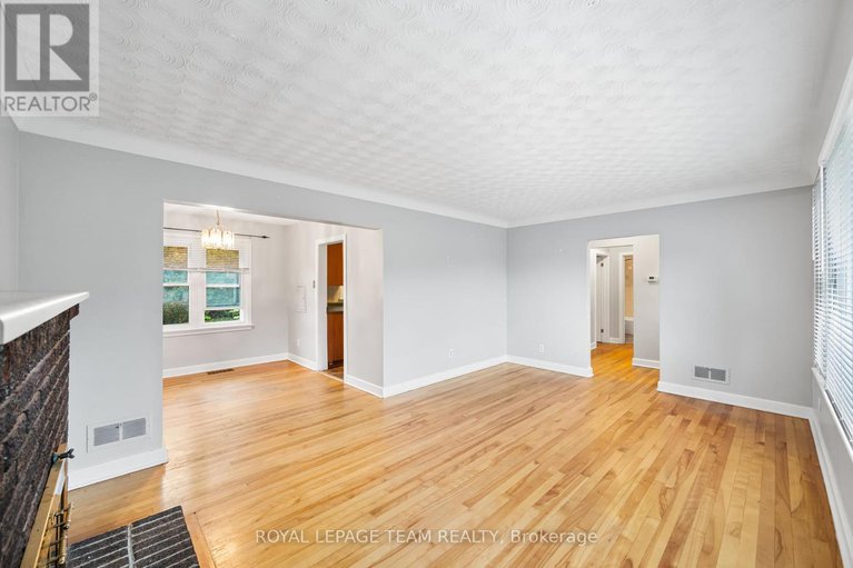 28819611/31-savuto-way-street/meadowlandscrestview/ottawa/ontario/K2G2S9_10