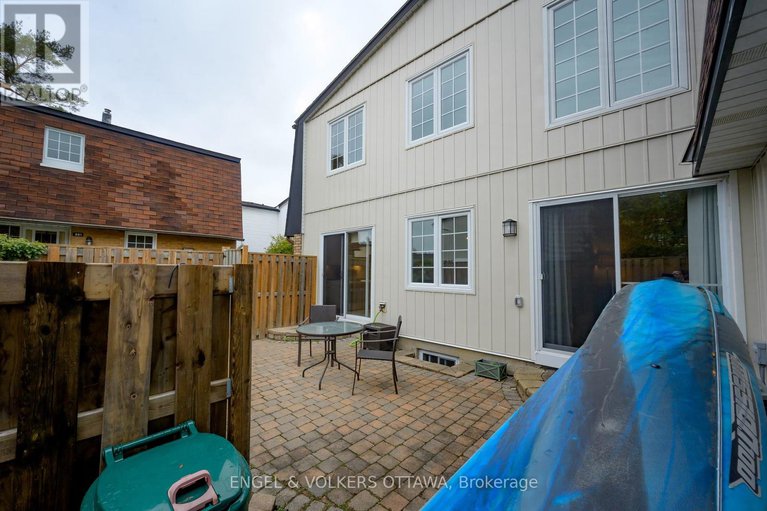 28925521/355-kintyre-private/carleton-square/ottawa/ontario/K2C3M6_40
